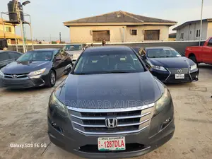 Honda Crosstour 2012 Gray
