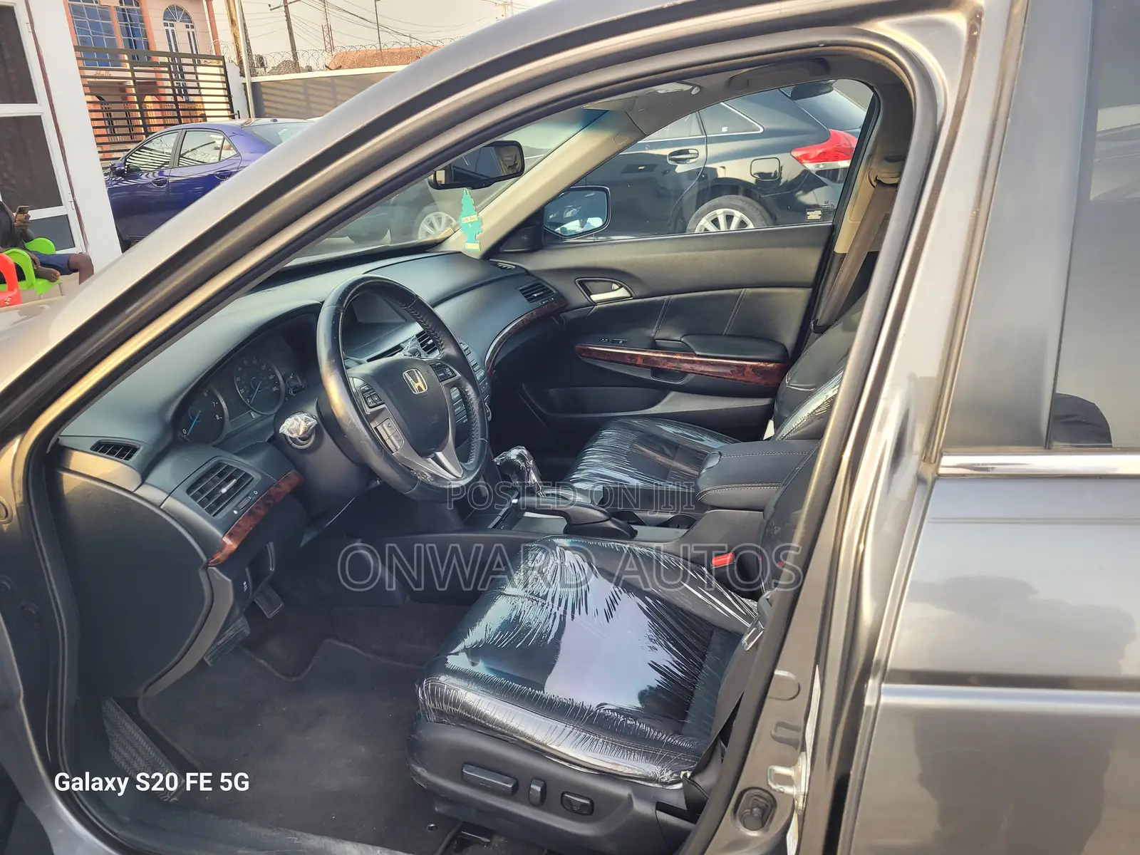 Honda Crosstour 2012 Gray