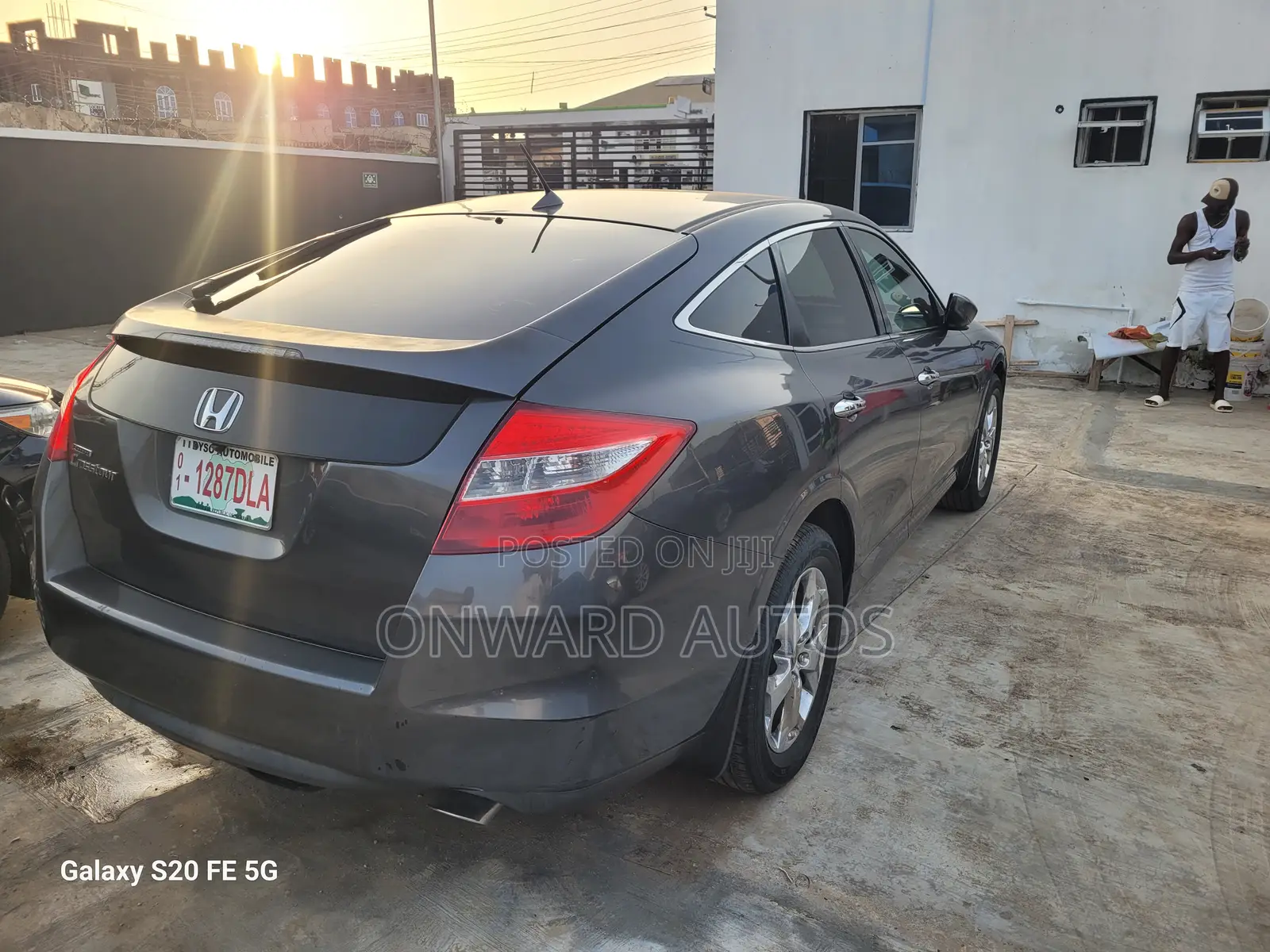Honda Crosstour 2012 Gray