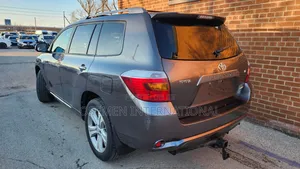 Toyota Highlander Limited 2010 Gray