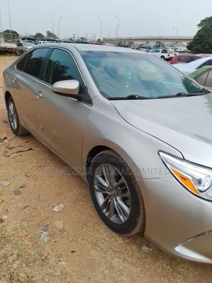 Toyota Camry 2015 Silver