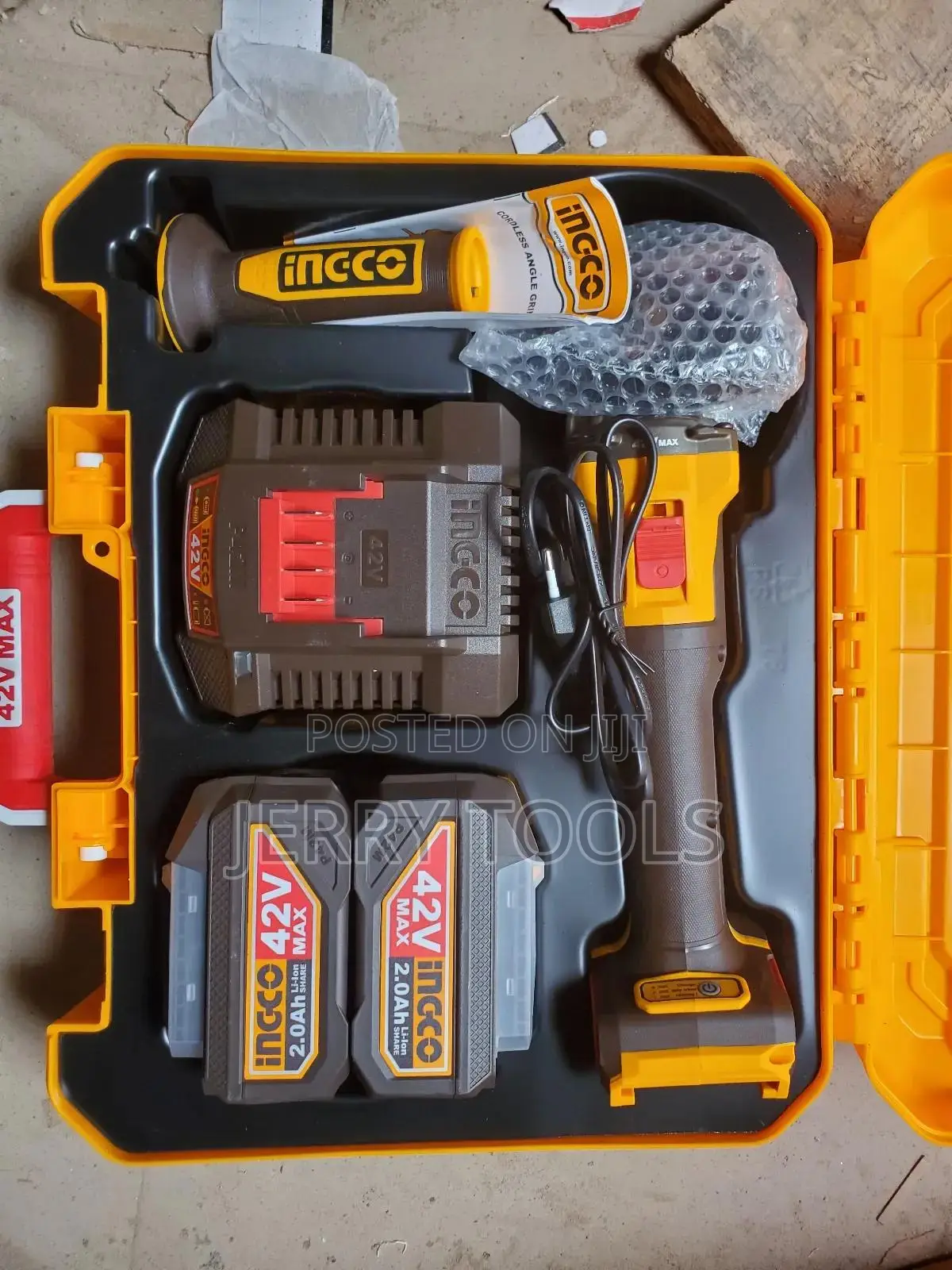Ingco Lithium Powered Angle Grinder