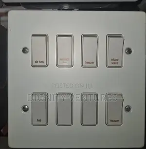 8 Gang White