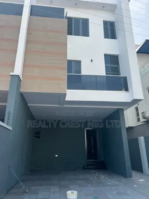 5bdrm Duplex in Adeniyi Jones for rent