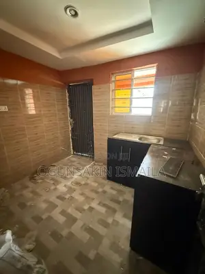 3bdrm Block of Flats in Mko Abiola Garden for rent
