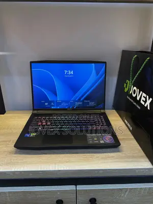 Laptop MSI Crosshair 15 32GB Intel Core i7 SSD 1T