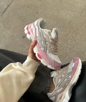 High Quality Asics Gel Strawberry Luxury Female Sneakers