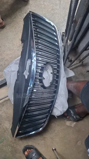 Hyundai Azera 2014 Front Grill