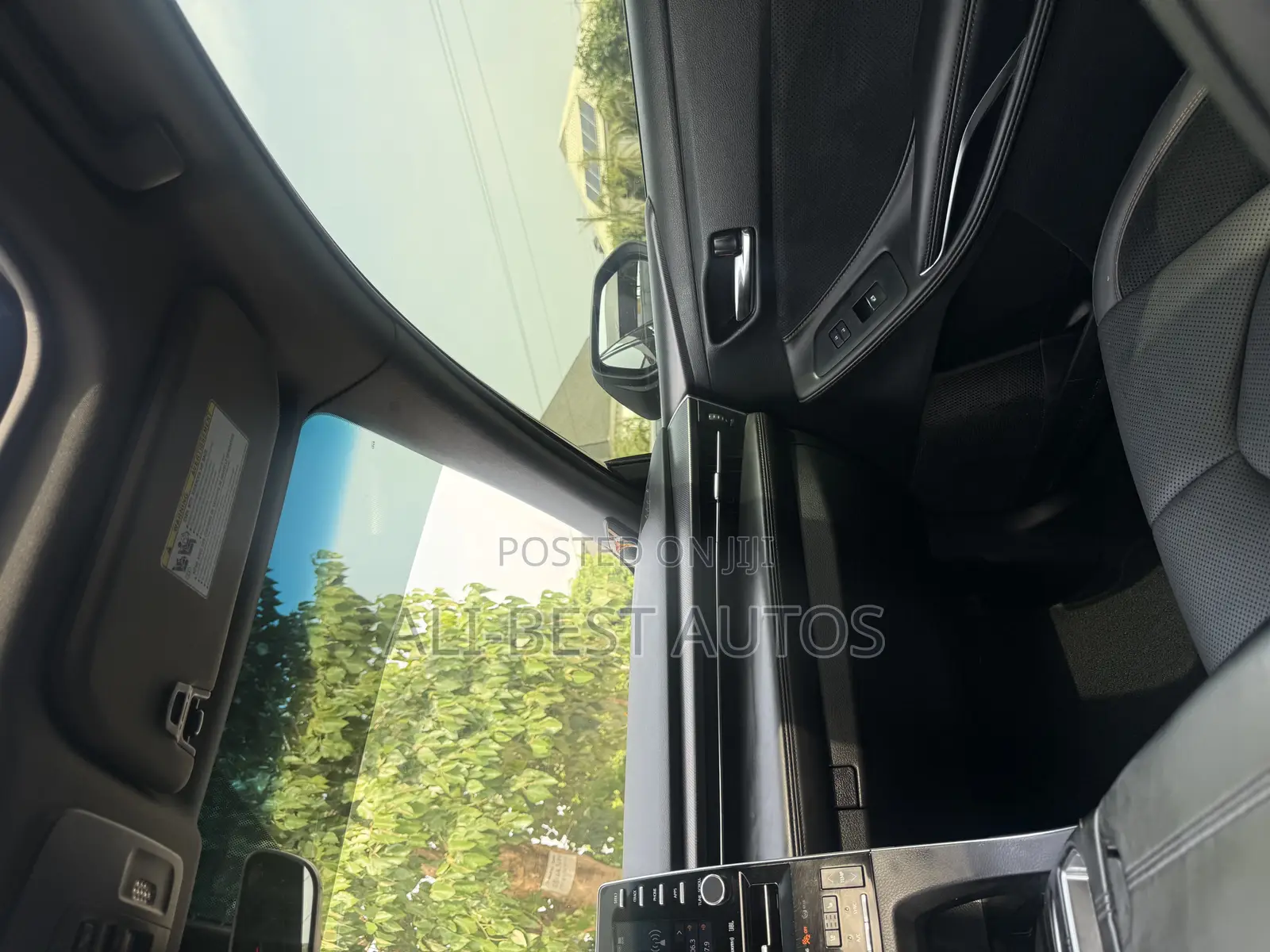 Toyota Avalon 2022 Black