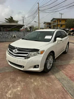 Toyota Venza XLE AWD 2013 White