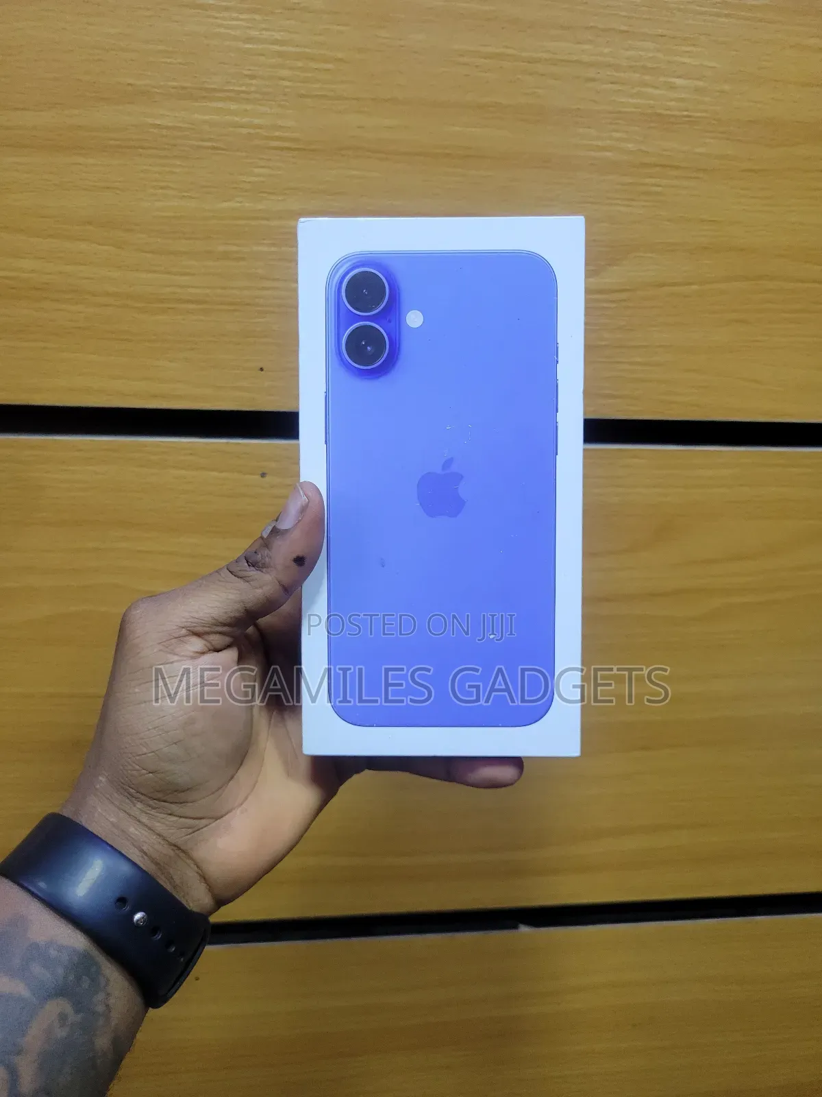 New Apple iPhone 16 256 GB Pink