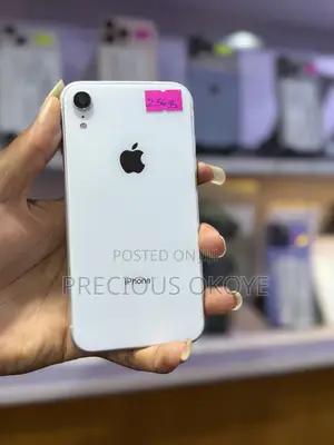 Apple iPhone XR 256 GB White