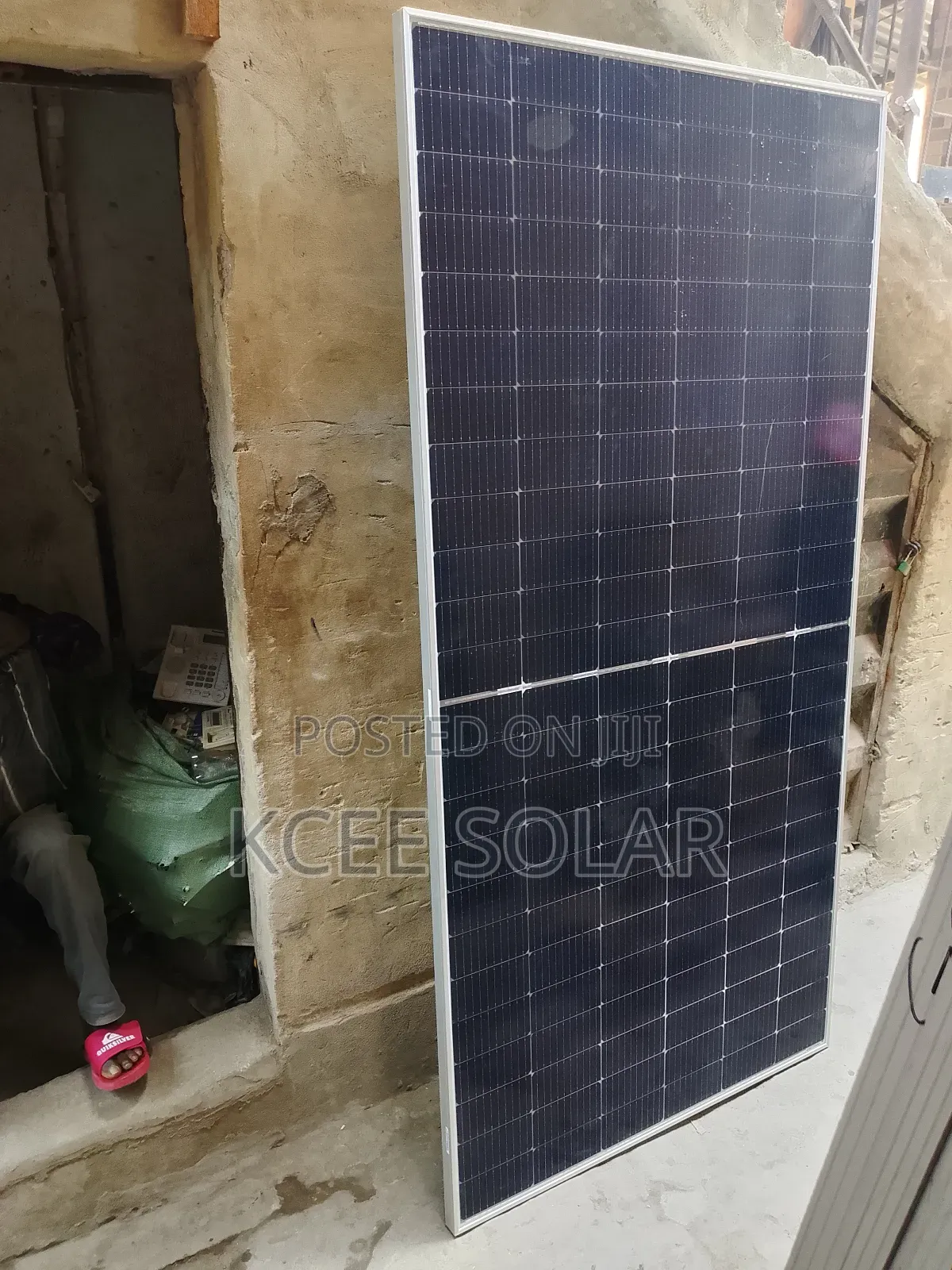 600w Jinko Solar Panel