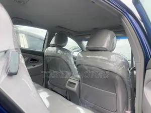 Toyota Camry LE 4dr Sedan (2.5L 4cyl 6A) 2011 Blue