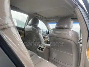 Toyota Camry XLE V6 4dr Sedan (3.5L 6cyl 6AM) 2010 Green