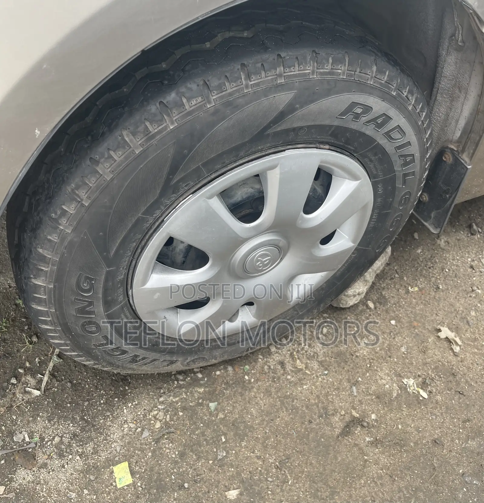 Toyota HiAce 2018 White