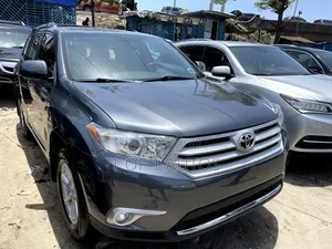 Toyota Highlander Limited 2011 Black
