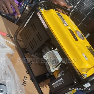 Small Elelaq Generator Sv2500, Brand New, Benin City