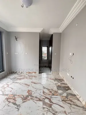 3bdrm Block of Flats in Ikoyi, Awolowo Road for rent