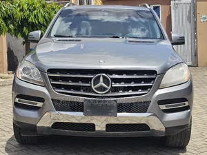 Mercedes-Benz M Class ML350 4MATIC 4dr SUV AWD (3.5L 6cyl 7A) 2014 Gray