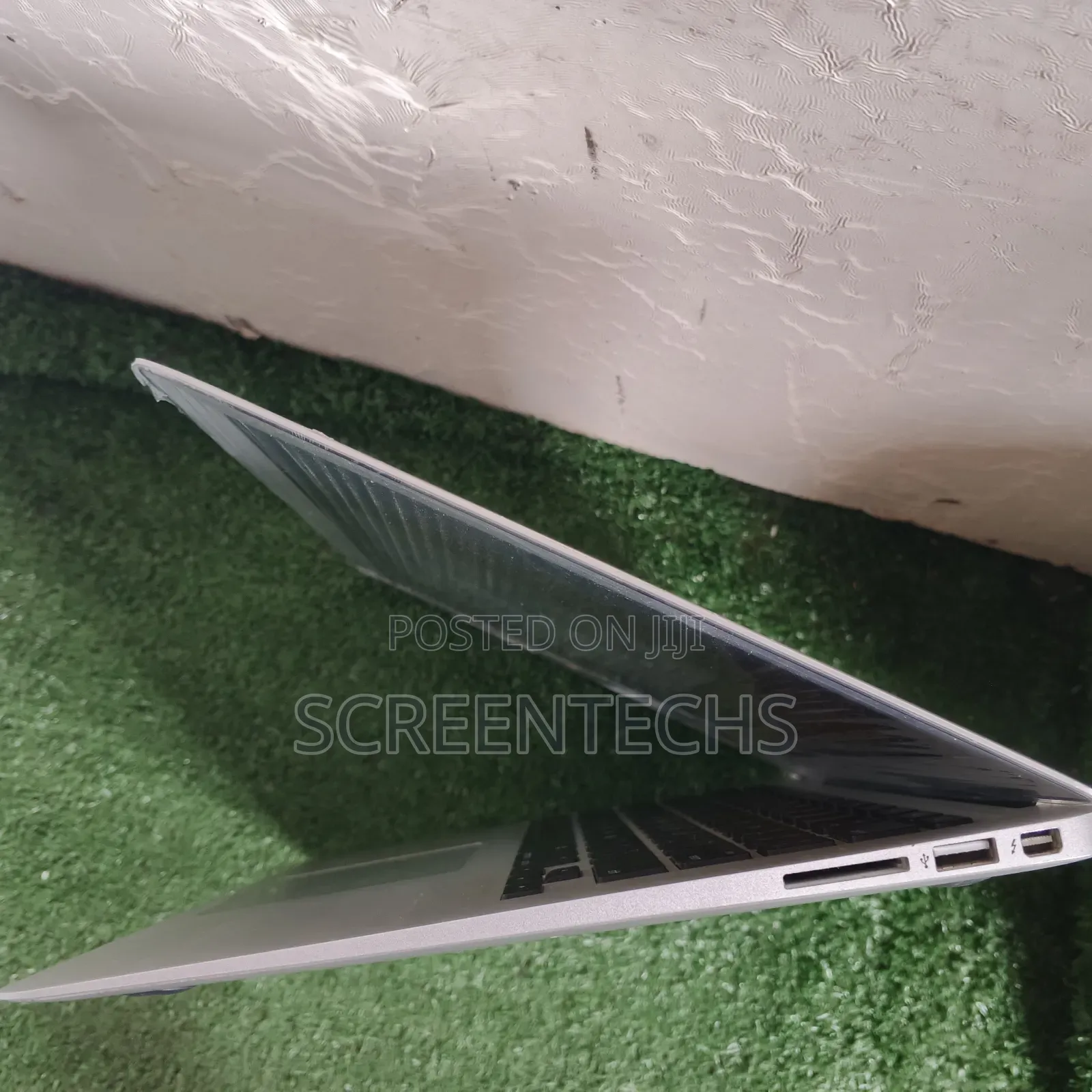 Laptop Apple MacBook Air 2012 4GB Intel Core i5 SSD 128GB