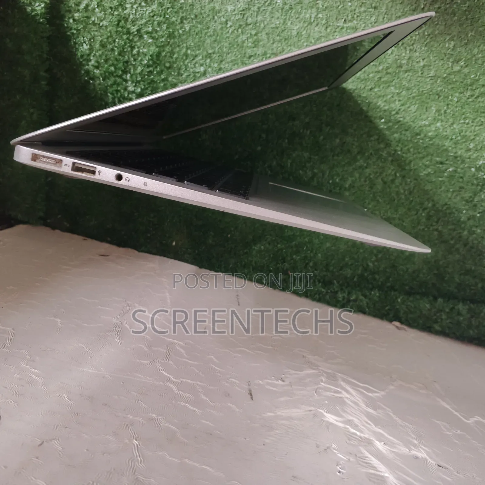 Laptop Apple MacBook Air 2012 4GB Intel Core i5 SSD 128GB