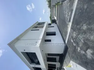 4bdrm Duplex in Sangotedo for rent