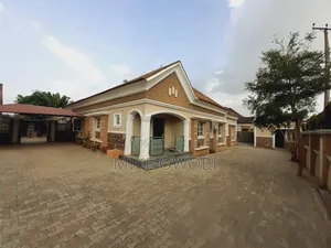 Furnished 7bdrm Bungalow in Lifecamp for sale