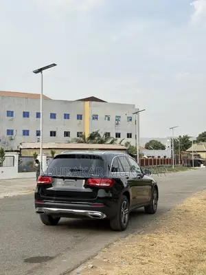 Mercedes-Benz GLC-Class 2016 Black