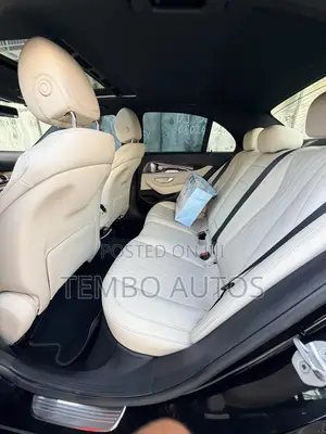 Mercedes-Benz E300 4Matic AWD Sedan (2.0L 4cyl 9A) 2017 Black