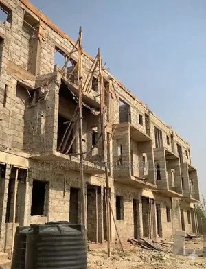 4bdrm Duplex In Kaura For Sale