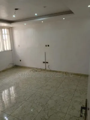 1bdrm Shared Apartment in Agungi for rent