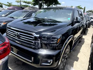 Toyota Sequoia Limited 4dr SUV 4WD (5.7L 8cyl 6A) 2012 Black