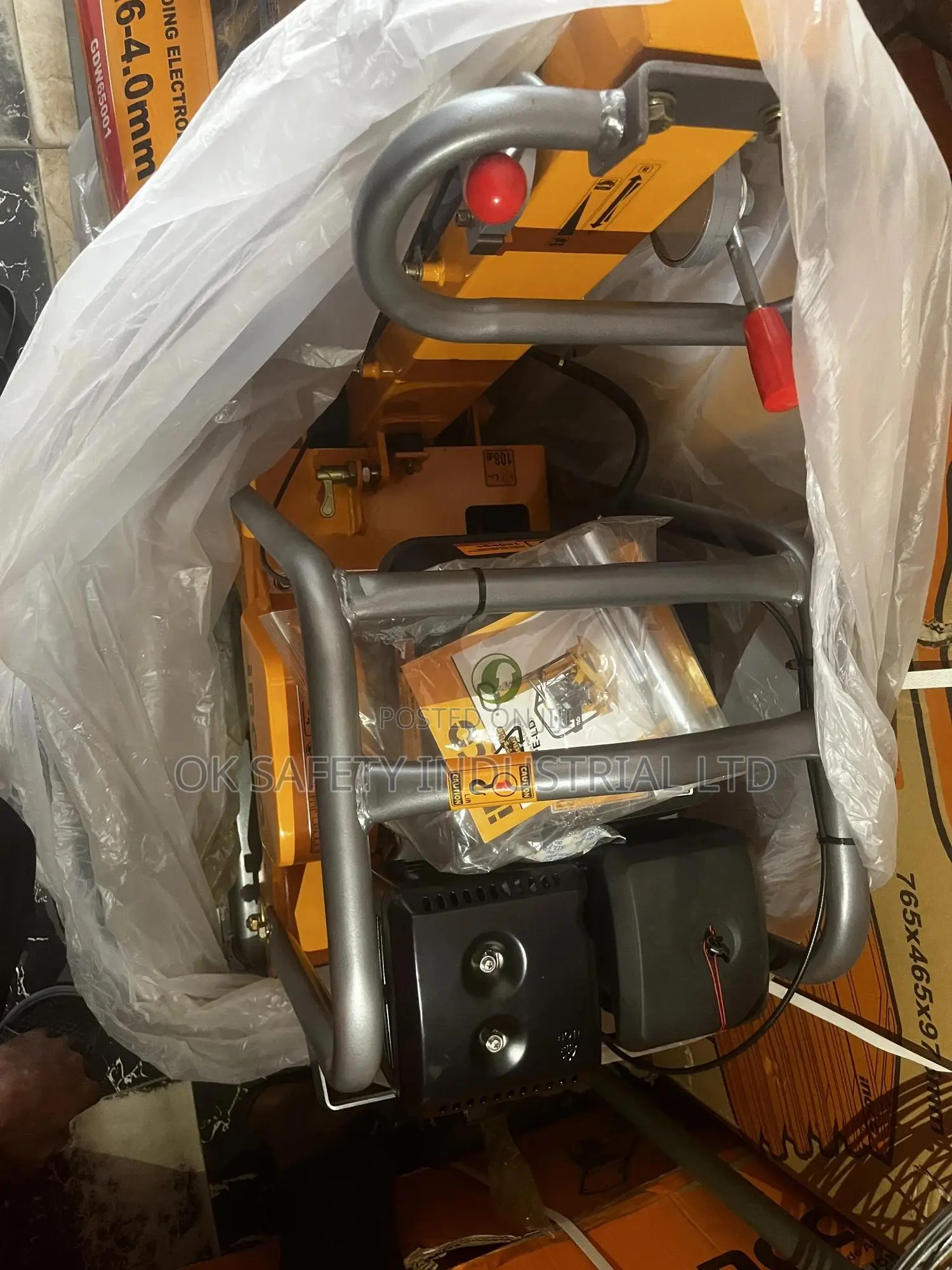 Gasoline Plate Compactor