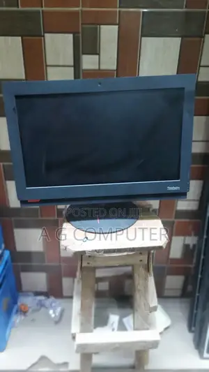 Desktop Computer Lenovo ThinkCentre M700 8GB Intel Core i5 HDD 500GB