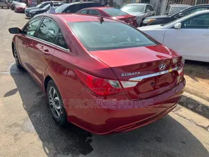 Hyundai Sonata 2013 Red