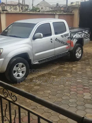 Toyota Tacoma 2005 Silver