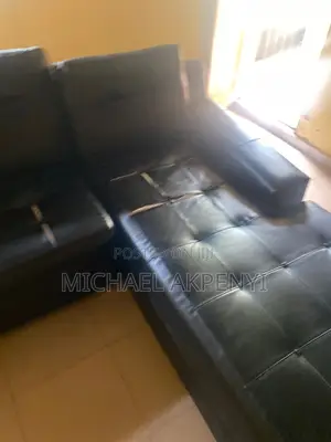 L Shape Couch for Sale (Benin)