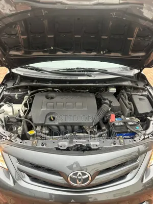 Toyota Corolla LE 4dr Sedan (1.8L 4cyl 4A) 2012 Gray