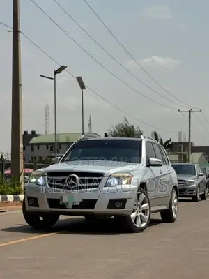 Mercedes-Benz GLK-Class 350 4MATIC 2010 Silver