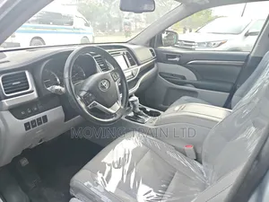 Toyota Highlander Limited V6 4x2 (3.5L 6cyl 6A) 2016 Silver