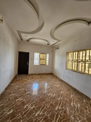 3bdrm Block of Flats in Durumi for rent