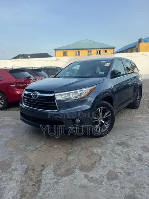 Toyota Highlander 2016 Blue