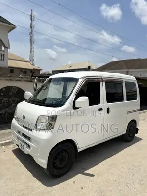 Daihatsu Hijet 2010 White