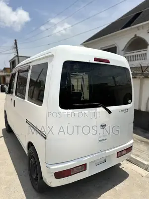 Daihatsu Hijet 2010 White