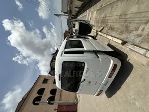 Daihatsu Hijet 2010 White