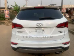 Hyundai Santa Fe 2017 White