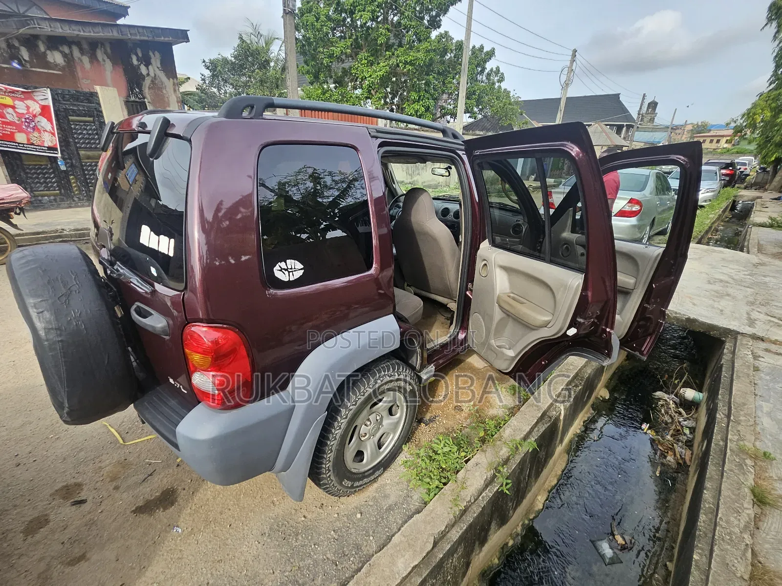 Jeep Liberty 2005 Brown