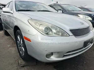 Lexus Es330. 2005. 2006. Full Option With Sensor Bumper