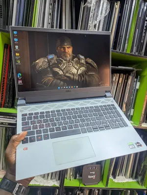 Laptop Dell G15 5511 16GB AMD Ryzen 7 SSD 512GB